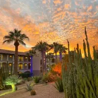 Scottsdale's Enchanting Holiday Season: A Guide to Festivities and Attractions