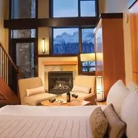 Exploring the Canadian Rockies: A Dual Budget Ski Adventure