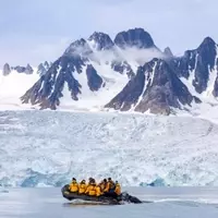 Discovering the Arctic Paradise of Svalbard
