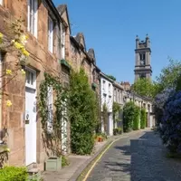 Exploring Edinburgh: A Tailored Travel Guide