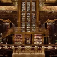 Discovering Singapore's Vibrant Bar Scene: A Cultural and Creative Journey
