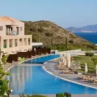 Unforgettable Greek Escapes Await: Discover TUI's Summer Offers