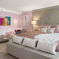 Beverly Hills Hotel Unveils 'Clueless' Themed Suite for 30th Anniversary