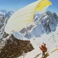 Pioneering Paragliding: Celebrating Four Decades of High-Altitude Descents