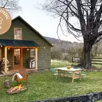 A Tranquil Escape in Virginia's Blue Ridge Mountains