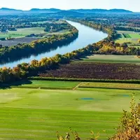 Mount Sugarloaf: A Premier Hiking Destination in Western Massachusetts