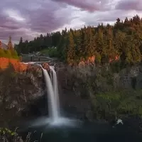 Washington's Abundant Waterfalls: A Natural Spectacle