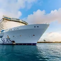Royal Caribbean's Strategic Pivot: Mega Ships and Short Cruises Redefine Vacation Experiences