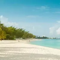 Unveiling Grand Cayman: A Comprehensive Guide to its Top Attractions