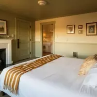 Hotel Sylvia: A Literary Escape on the Oregon Coast