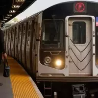 New York City Subway: Navigating Delays on the E, F, and R Lines