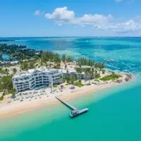 Exploring Cayman Kai: Grand Cayman's Serene Northern Escape and the Origin of the Mudslide Cocktail