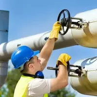 Navigating Energy Investments: Stability in a Volatile Market