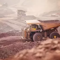 USA Rare Earth Stock Reacts to Competitor's Expansion Amidst Market Uptick