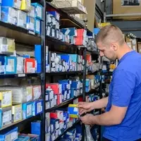 AutoZone's Trajectory: A Dual Perspective on Growth and Challenges