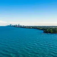 Lake Bluff's Sunrise Beach: A Tranquil Escape on Lake Michigan