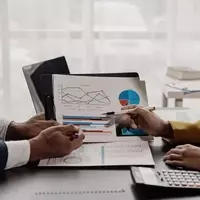 The Trade Desk: Navigating Competitive Headwinds and Valuation Concerns