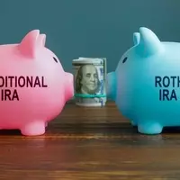Roth vs. Traditional IRA: Which is Right for Your Retirement Planning?