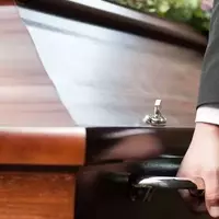 Navigating Bank Accounts After a Loved One's Passing