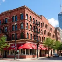 Exploring Chicago's Greektown: A Cultural and Culinary Journey