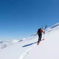 Dhaulagiri Summit Bid Amidst Hazardous Snowfall