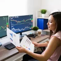 Wall Street Analysts Forecast Significant Downturn for AI Stocks Navitas and Symbotic