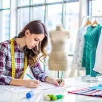 Fashion Design Training: Educational Structure, Creative Mechanisms, and Industry Context