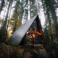 Wells Fargo Raises Price Target for Airbnb, Citing Strong Operating Momentum