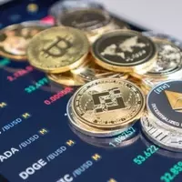 Cryptocurrency Markets in Sideways Trend Amid Geopolitical Tensions
