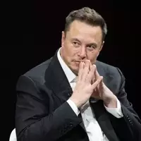 Elon Musk Confirms April Cybercab Production Timeline and Reveals Occupant-Free Driving Footage