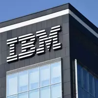 IBM's AI Progress Meets Economic Challenges: Analyst Adjusts Outlook