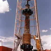 Transocean's Strategic Growth and Debt Reduction Drive Investor Interest