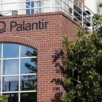 Palantir's AI Dominance: FCF Growth Amidst Software Volatility