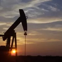 ConocoPhillips Faces Production Uncertainty Amid Geopolitical Tensions