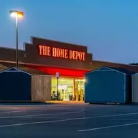 Economic Headwinds and Home Depot's Unattractive Valuation