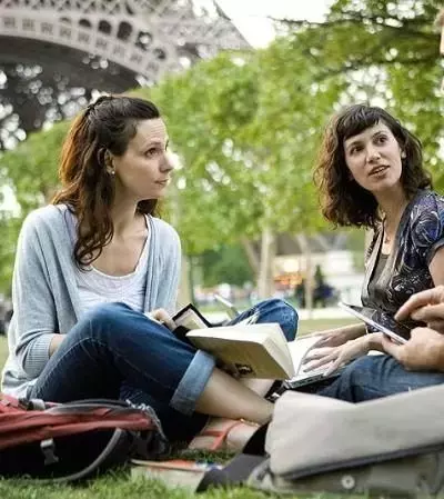 Online French Course: A Comprehensive Guide to Learning French in a Digital Environmentv