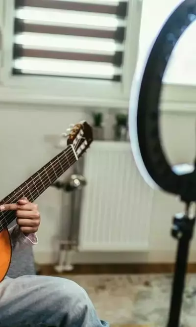 Vocal Training Courses: A Scientific Overview of Singing Education, Mechanisms, and Applications
