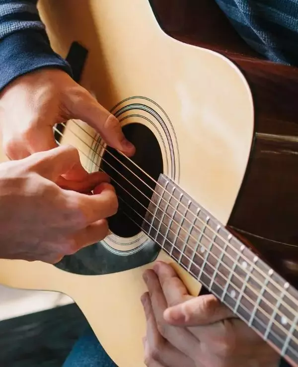 Guitar Pedagogy: A Systematic and Technical Overview