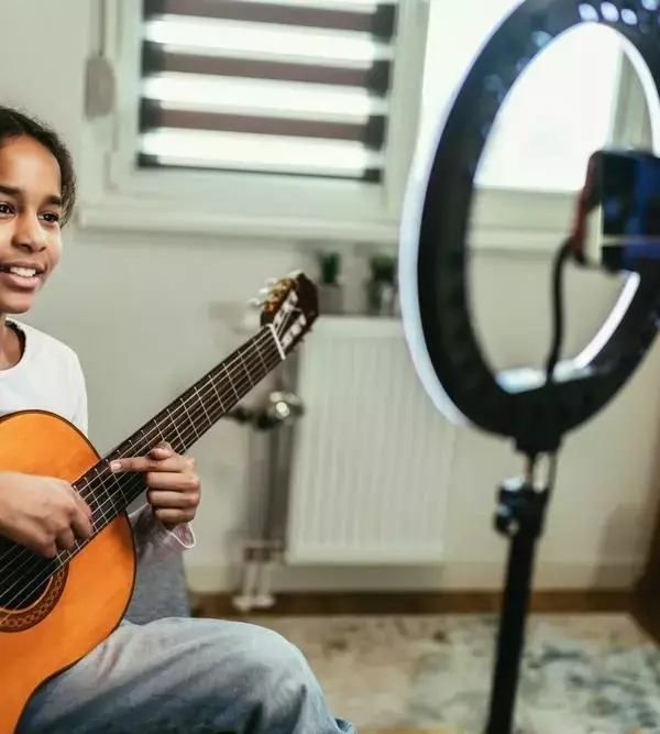 Vocal Training Courses: A Scientific Overview of Singing Education, Mechanisms, and Applications