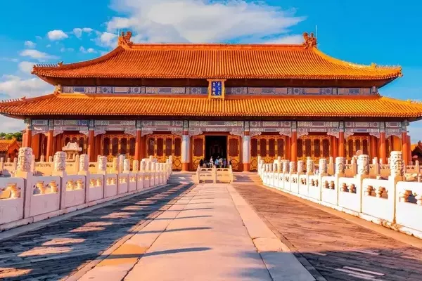 The Dragon’s Heartbeat: A Journey Into the Forbidden City