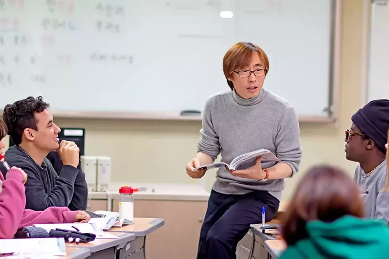 Korean Language Courses: Structure, Learning Principles, and Educational Context