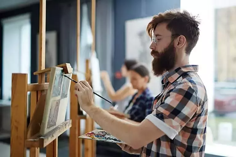 Painting Arts Training: Foundations, Mechanisms, and Creative Development